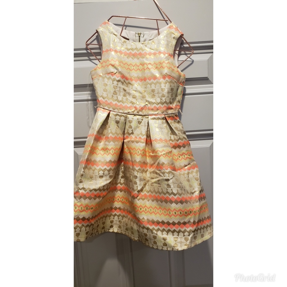 Girls dress